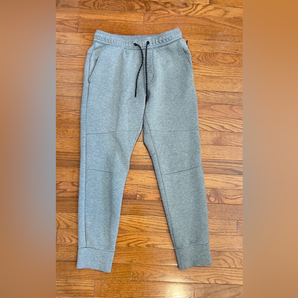 American Eagle Men’s Joggers Size Small